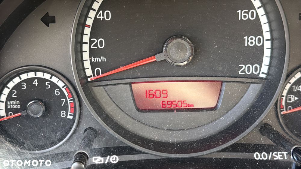 Volkswagen up! - 5