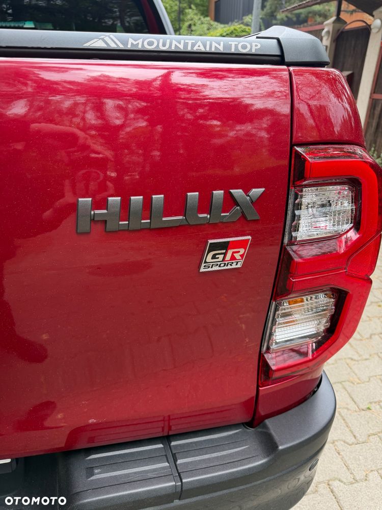 Toyota Hilux 2.8 D-4D Double Cab GR Sport 4x4 - 16