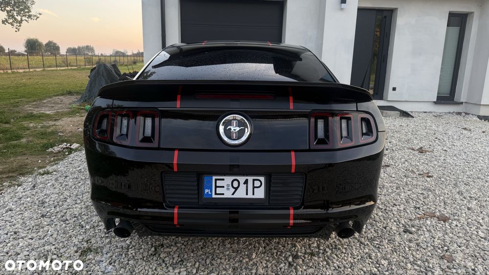 Ford Mustang - 3