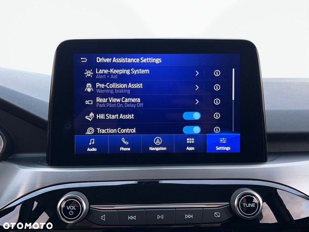 Ford Kuga - 32