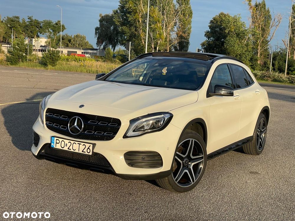 Mercedes-Benz GLA 200 7G-DCT AMG Line - 1