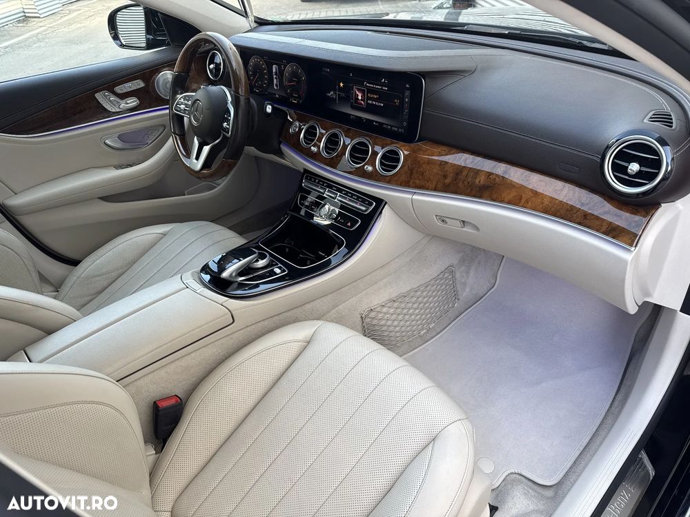 Mercedes-Benz E 200 4MATIC 9G-TRONIC Exclusive - 25
