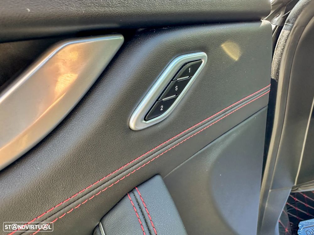 Maserati Levante - 38