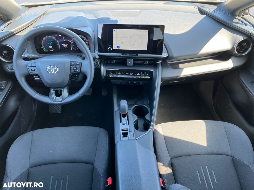 Toyota C-HR 1.8 Hybrid Team Deutschland - 6