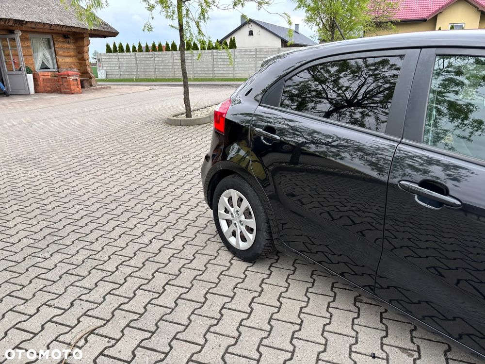 Kia Rio 1.2 Business Line - 4