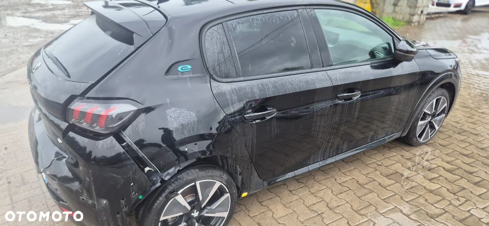 Peugeot 208 GT Line - 12