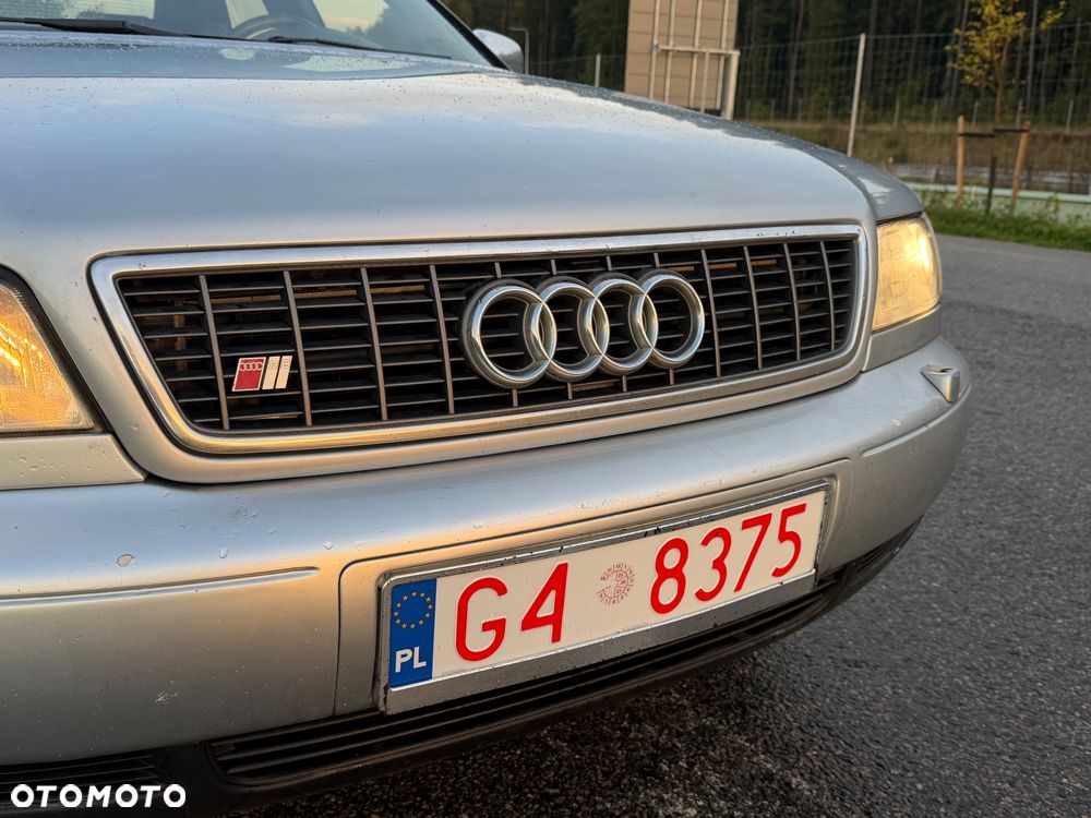 Audi S8 1998 photo 3