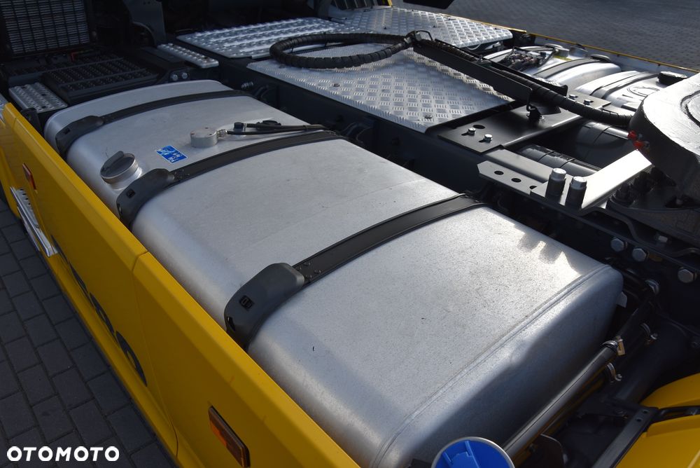 Scania S580 V8 !  / FULL OPCJA / CAŁA NA PODUSZKACH  / SKÓRA / FULL LED / HYDRAULIKA  / KLIMA POSTOJOWA  / FULL LED / STANDARD / RETARDER / FULL SERWIS ASO SCANIA ! Jak nowa ! ! - 19