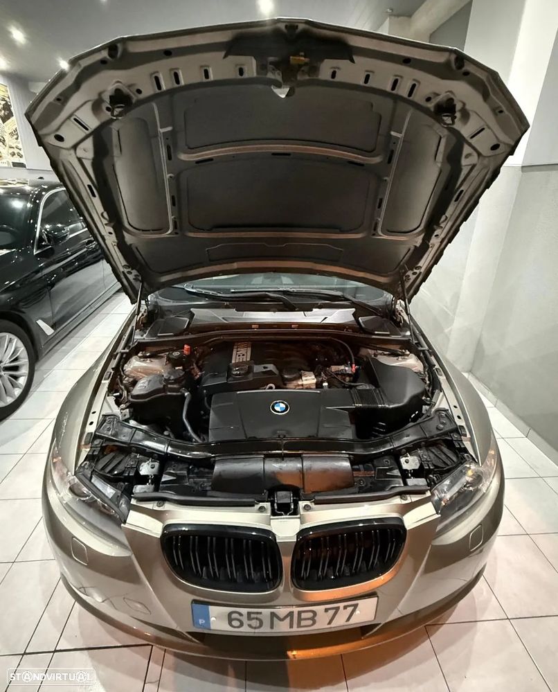BMW 320 i Edition Exclusive - 46