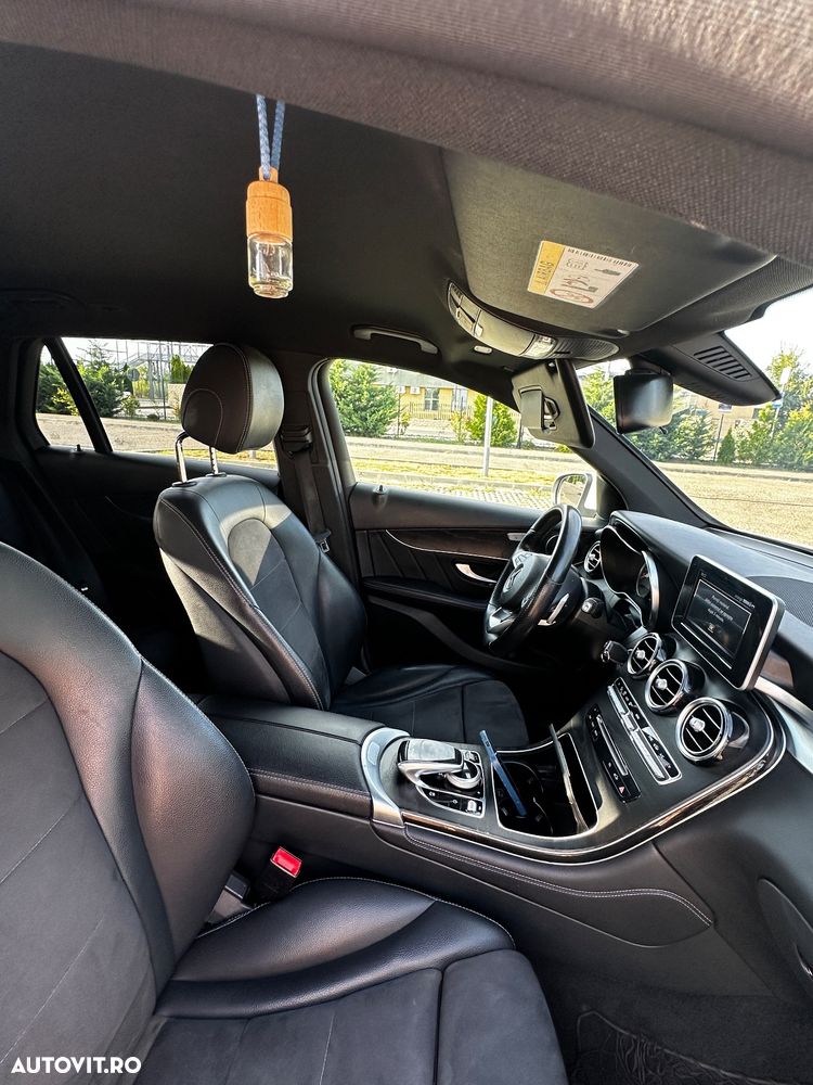 Mercedes-Benz GLC 220 d 4Matic 9G-TRONIC AMG Line - 15
