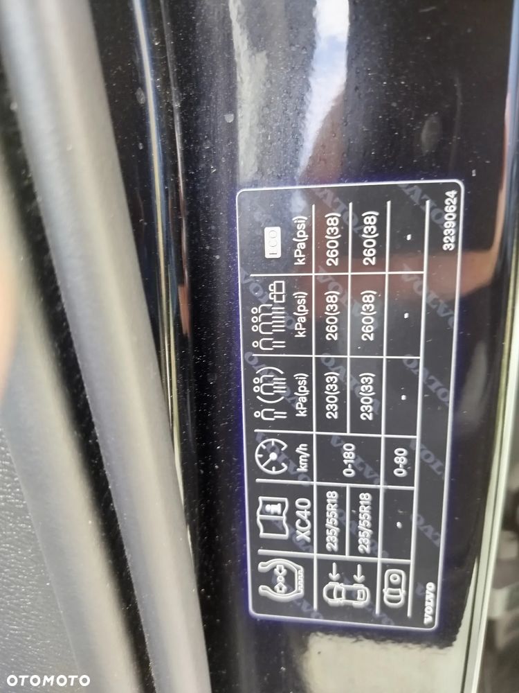 Volvo XC 40 B3 Core - 5