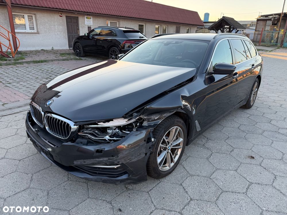 BMW Seria 5 530d xDrive Sport Line - 1