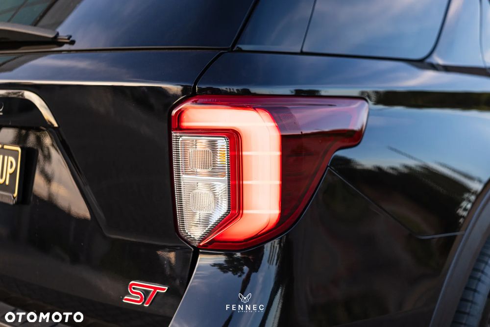 Ford Explorer - 17