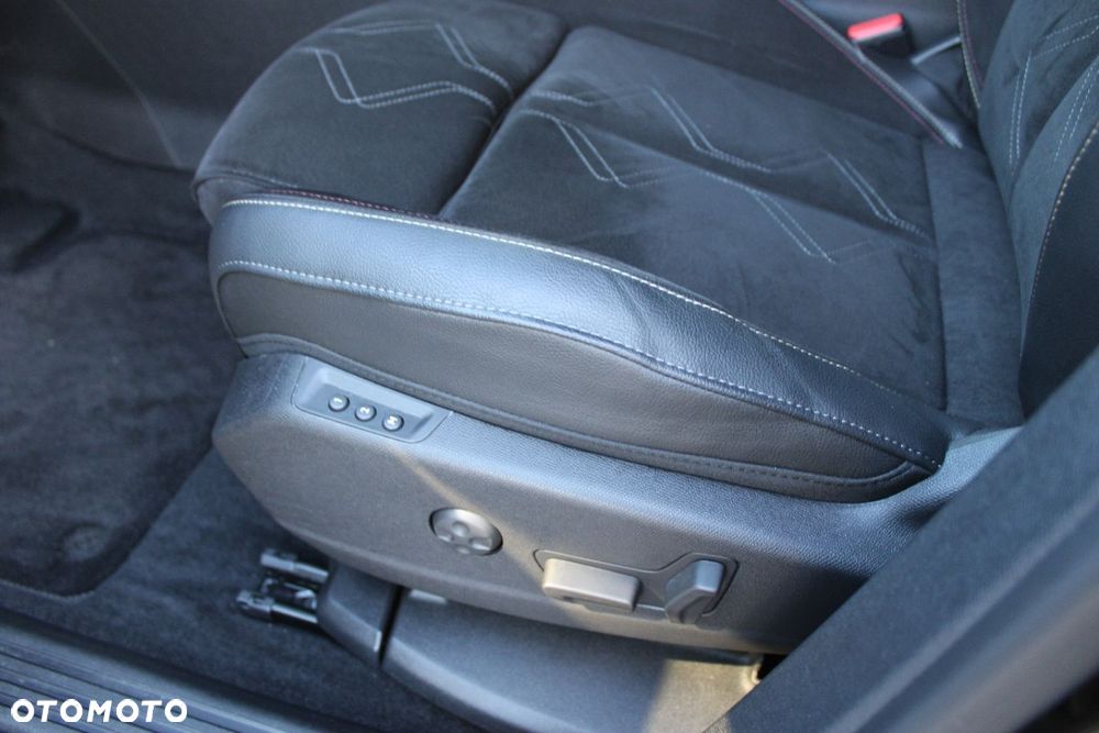 DS Automobiles DS 7 Crossback - 23