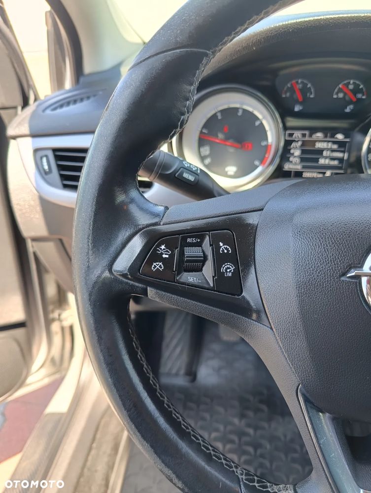 Opel Astra 1.6 CDTI DPF ecoFLEX TourerStart/Stop Edition - 10