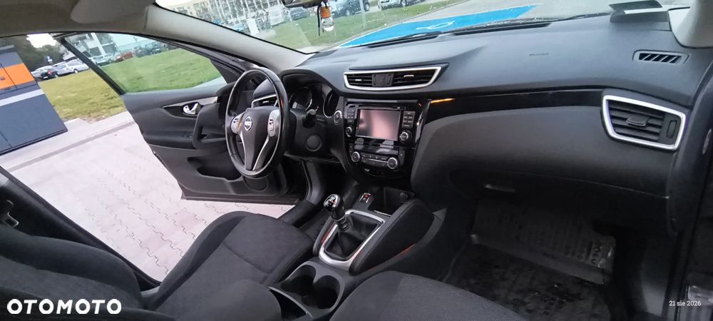 Nissan Qashqai 1.2 DIG-T N-Connecta EU6 - 10