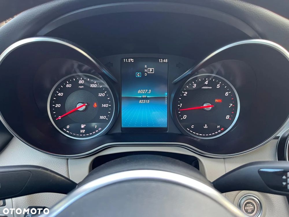 Mercedes-Benz Klasa C 300 4Matic 9G-TRONIC Exclusive - 31