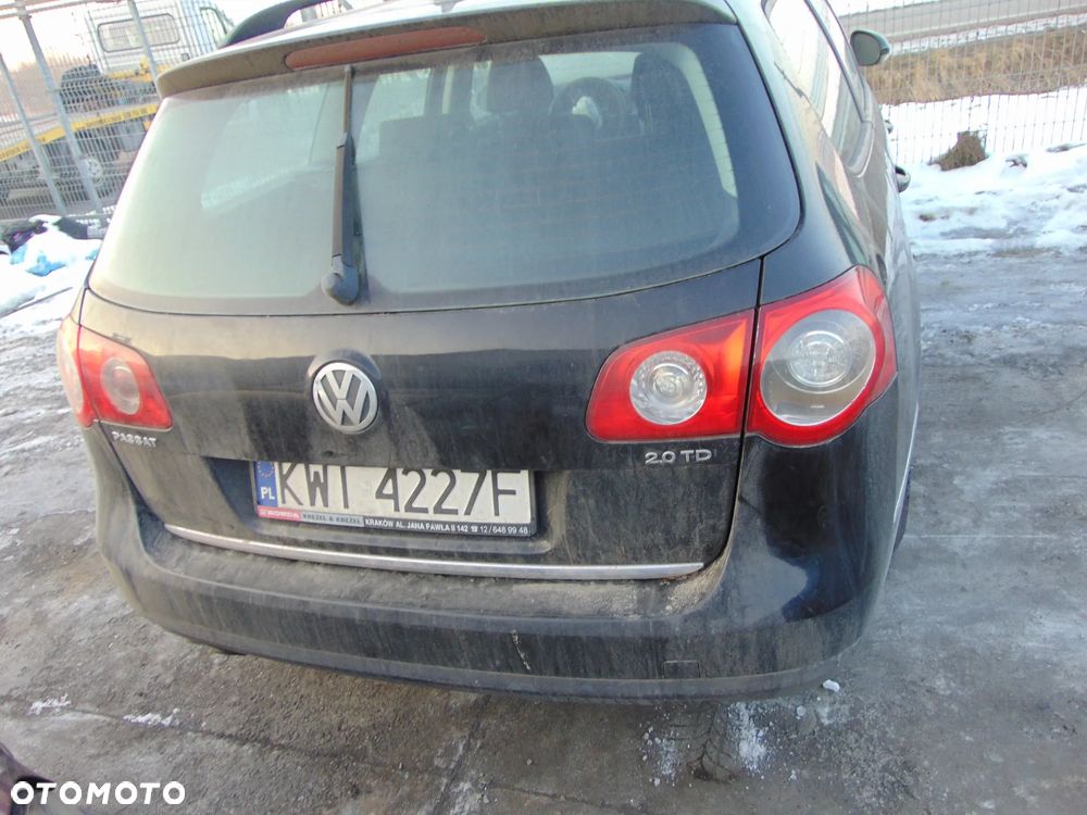 ZDERZAK TYŁ TYLNY PASSAT B6 KOMBI LC9X - 2