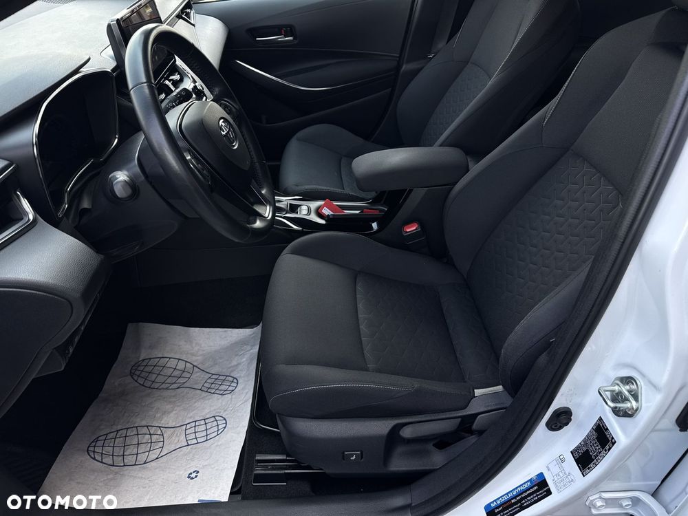 Toyota Corolla 1.8 Hybrid Comfort - 13