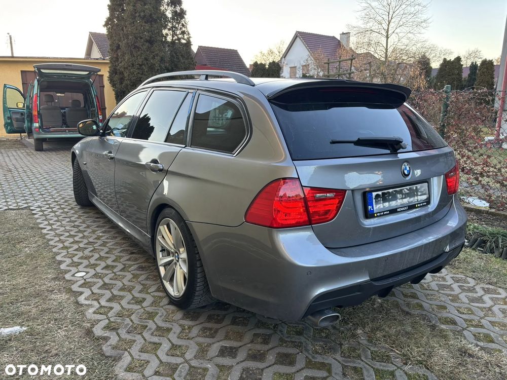 BMW Seria 3 2009 photo 4