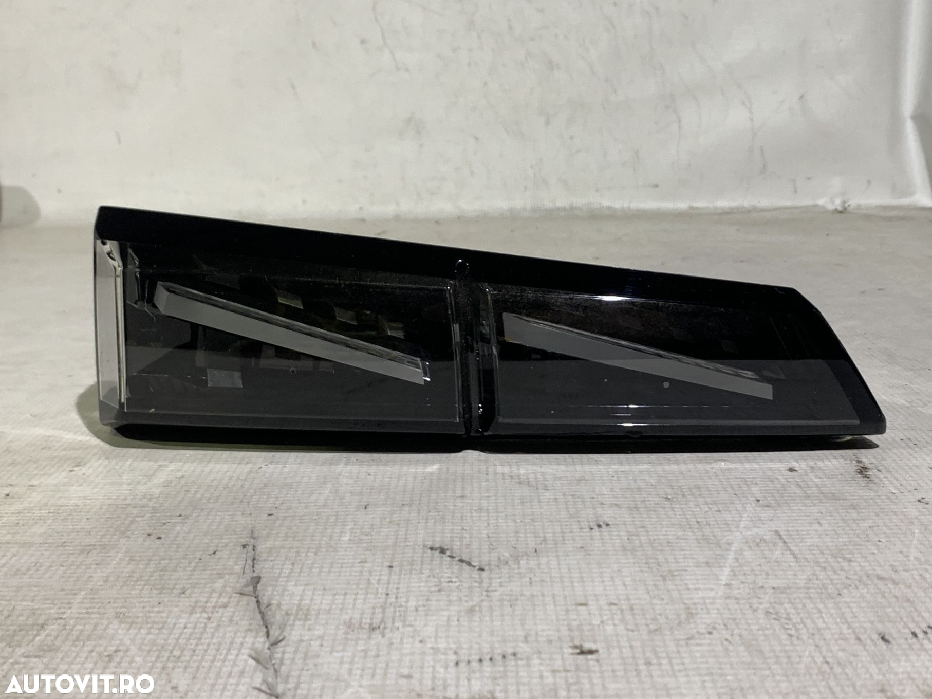 Stop stanga spate pe hayon, Peugeot 308 GT, 2021, 2022, 2023, 2024, cod origine OE 9835300480. - 2