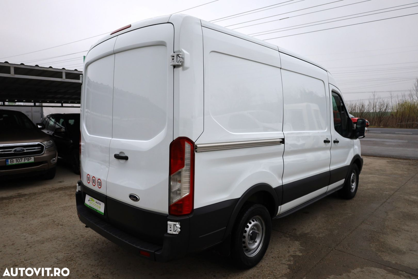 Ford Transit - 6