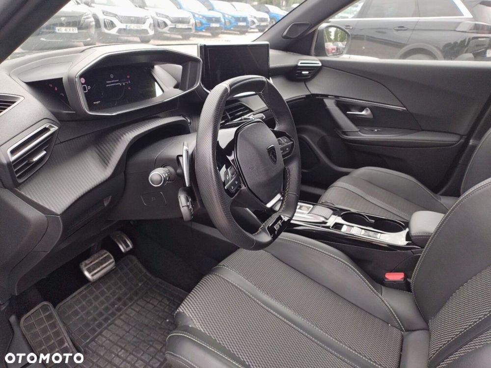 Peugeot 2008 1.2 PureTech Allure S&S EAT8 - 8
