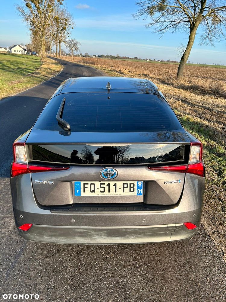 Toyota Prius - 3
