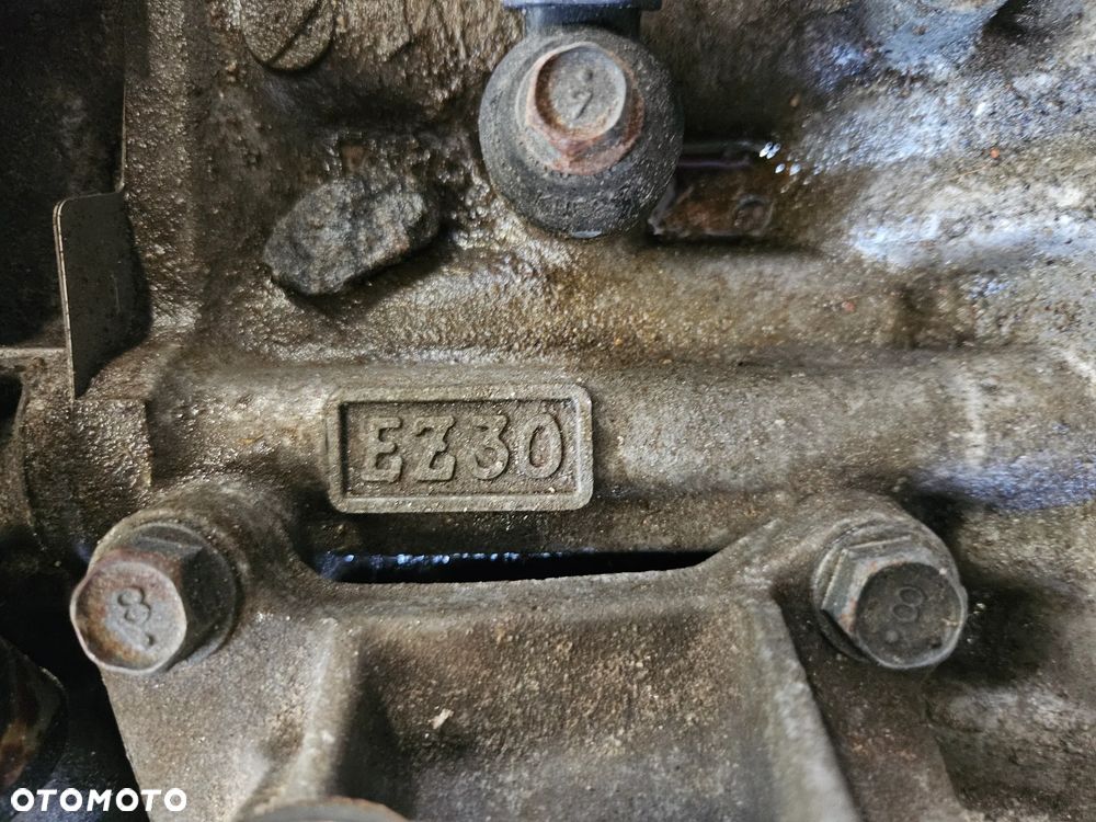 Subaru Tribeca B9 3.0 H6 silnik EZ30 - 3