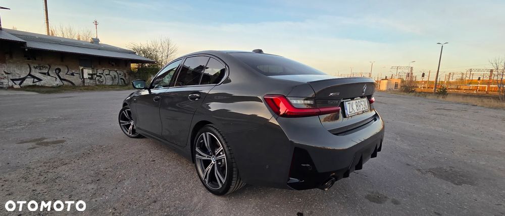 BMW Seria 3 330i xDrive M Sport - 6
