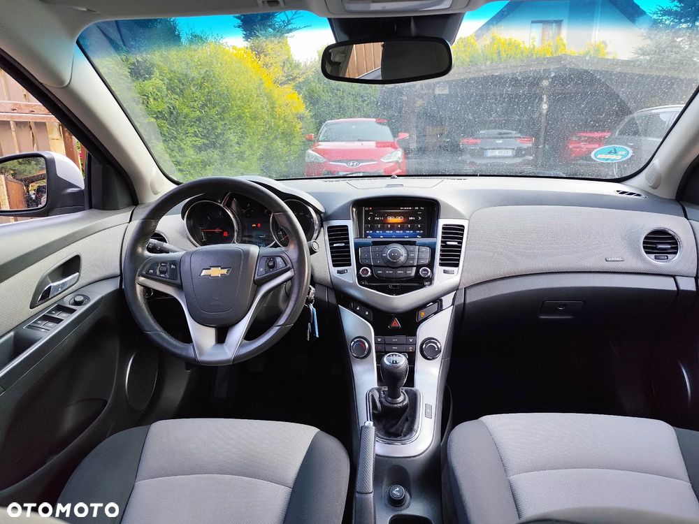 Chevrolet Cruze 2.0 LT - 8