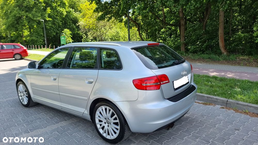 Audi A3 Sportback - 3