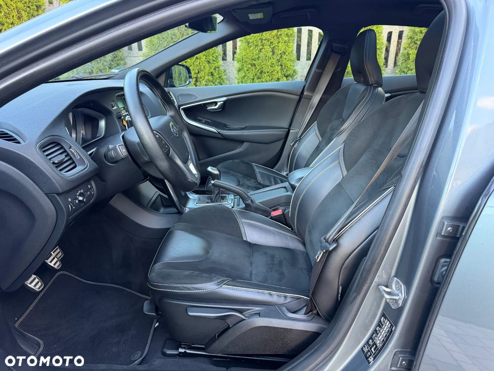 Volvo V40 D4 RDesign - 17