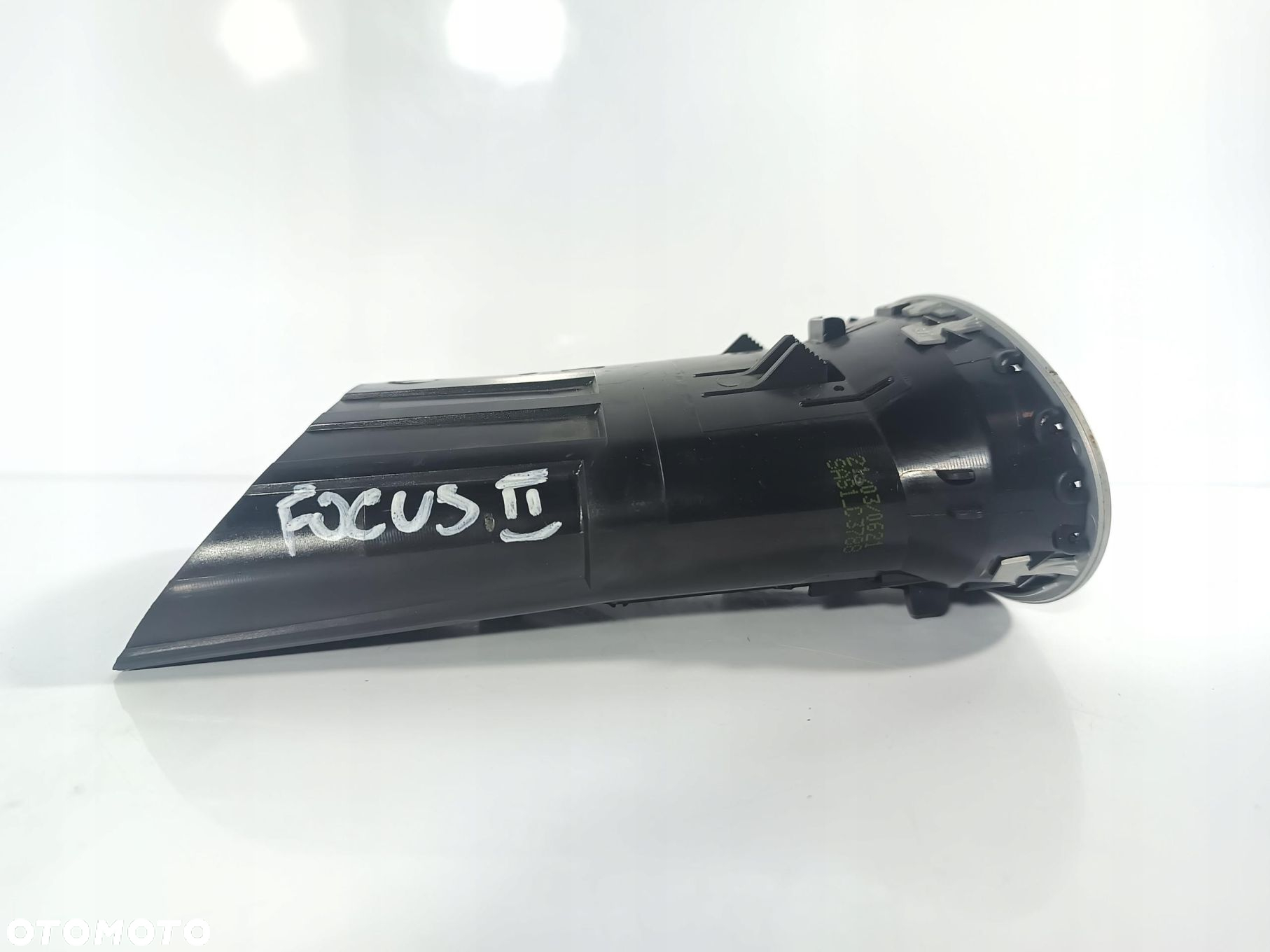 Focus II 2 04-12 KRATKA NAWIEWU POWIETRZA uniwersalna OE 4M51A014L21AD - 4