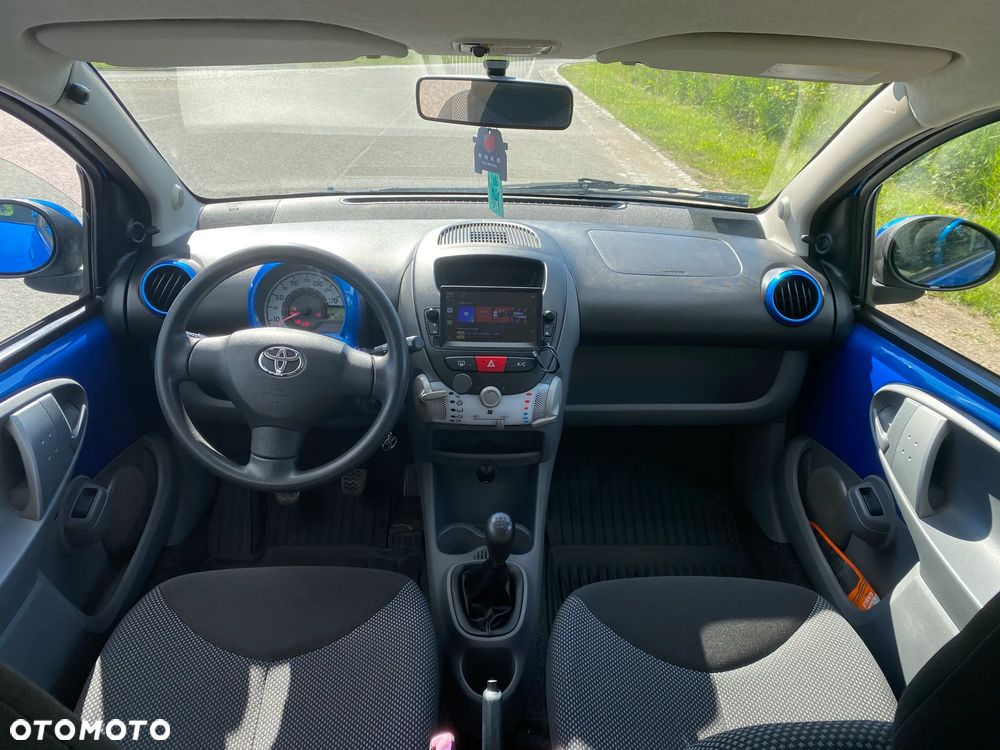Toyota Aygo - 11