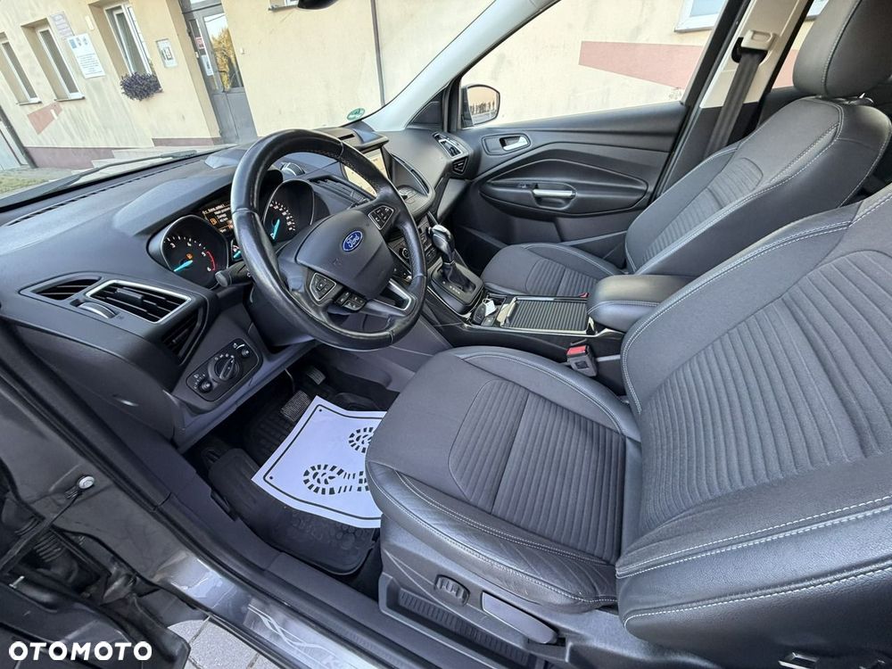 Ford Kuga - 17