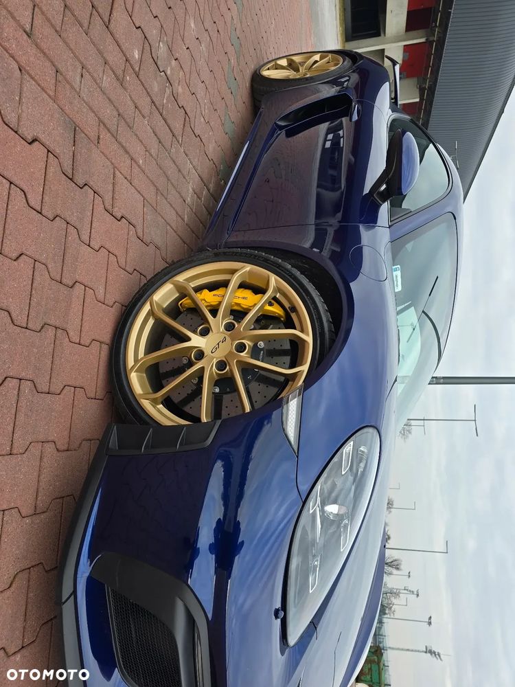 Porsche 718 Cayman - 13