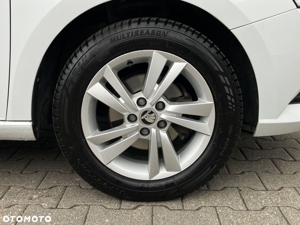 Skoda Fabia 1.0 TSI Ambition - 11