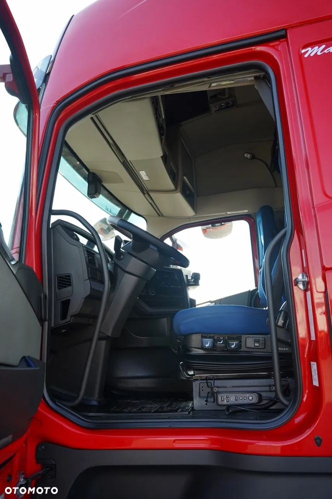 Volvo FH 460 / ZESTAW TANDEM / 120 M3 / PRZEJAZDOWY / I-SAVE / KLIMA POSTOJOWA / OŚ PODNOSZONA SKRĘTNA / WIELTON / PLANDEKA ZBROJONA - 27