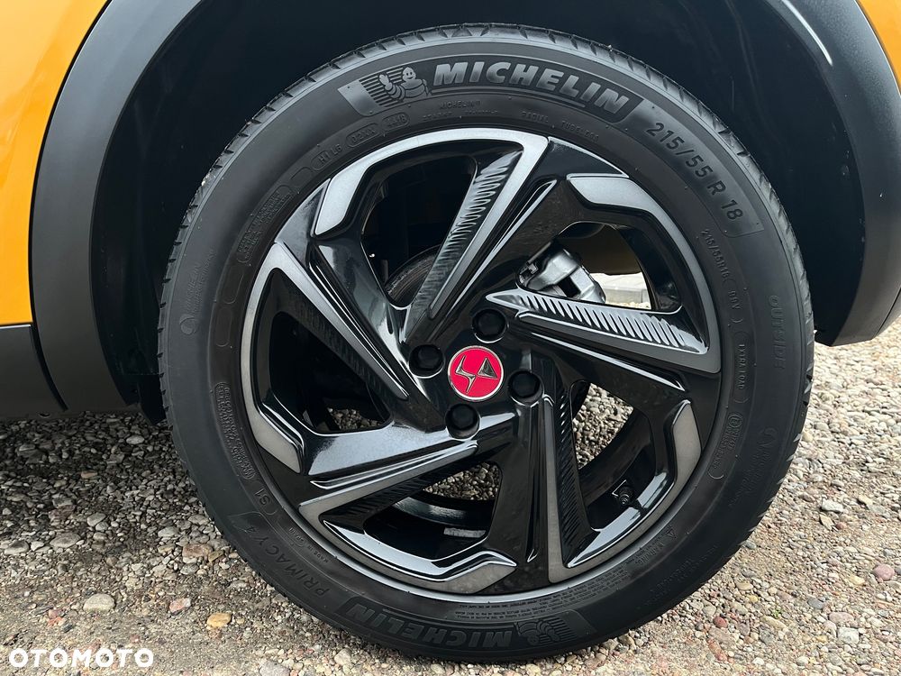 DS Automobiles DS 3 Crossback 1.2 PureTech Performance Line + - 36