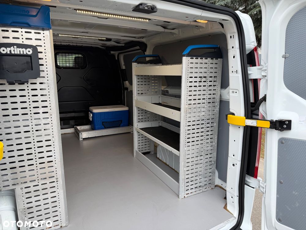 Ford Transit Custom - 21