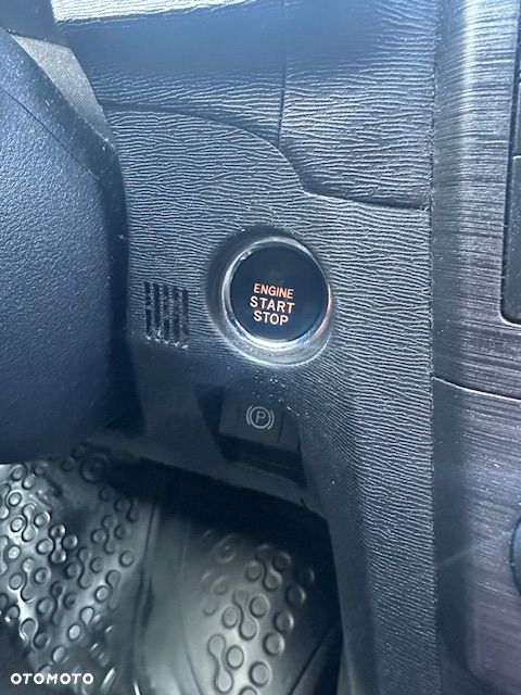 Toyota Avensis 2.0 Prestige - 13