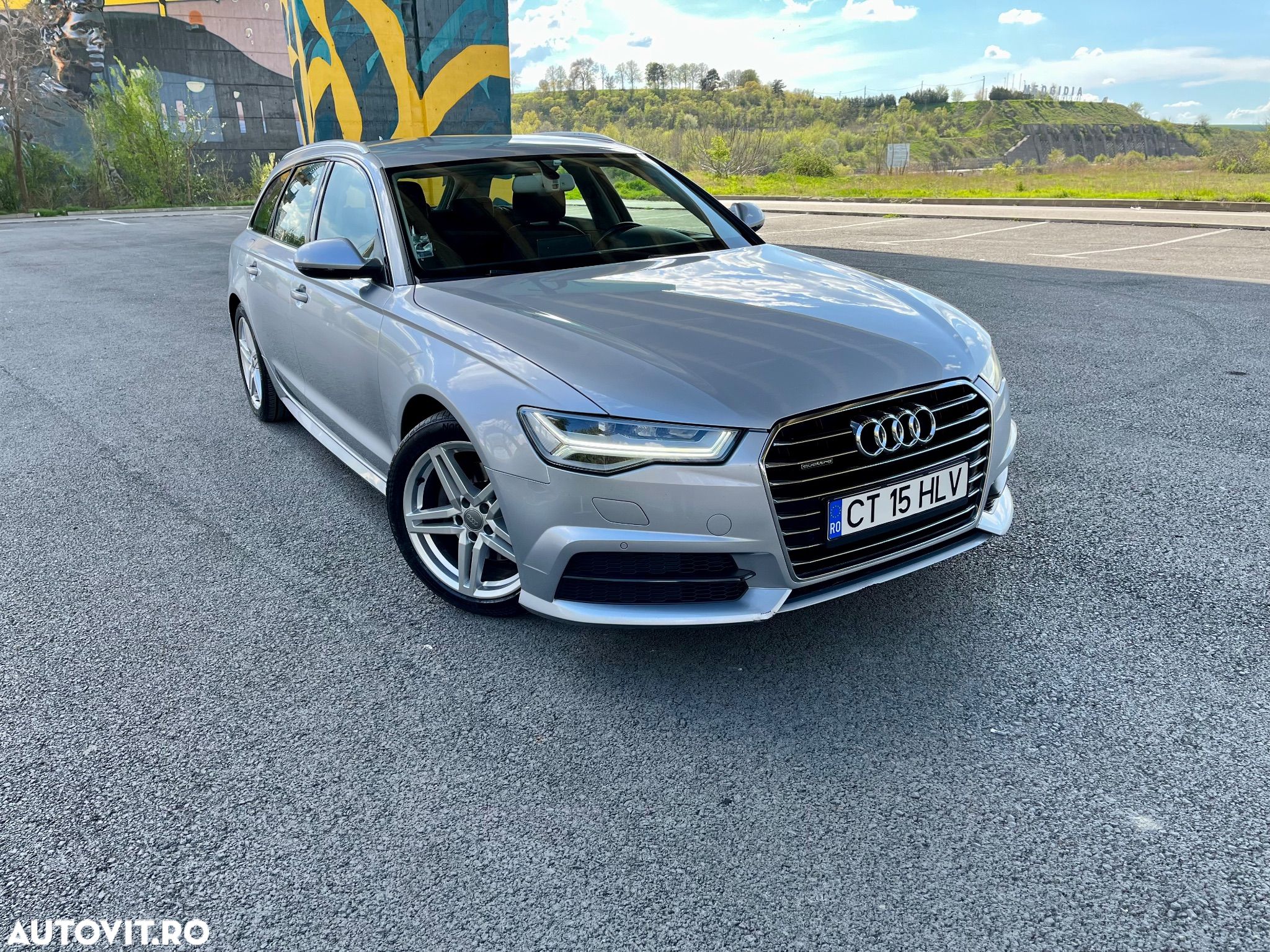 Audi A6 Avant 2.0 TDI quattro S tronic - 1