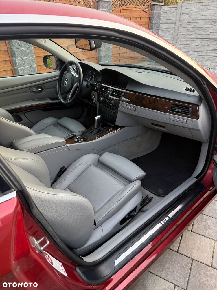 BMW Seria 3 335d - 11