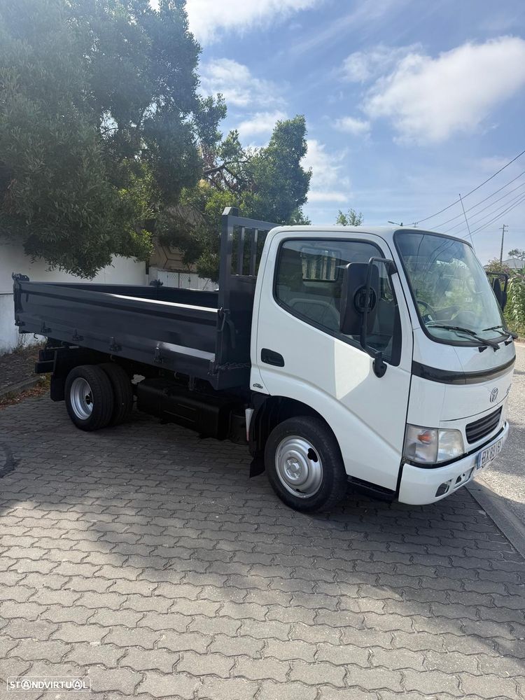 Toyota Dyna - 5