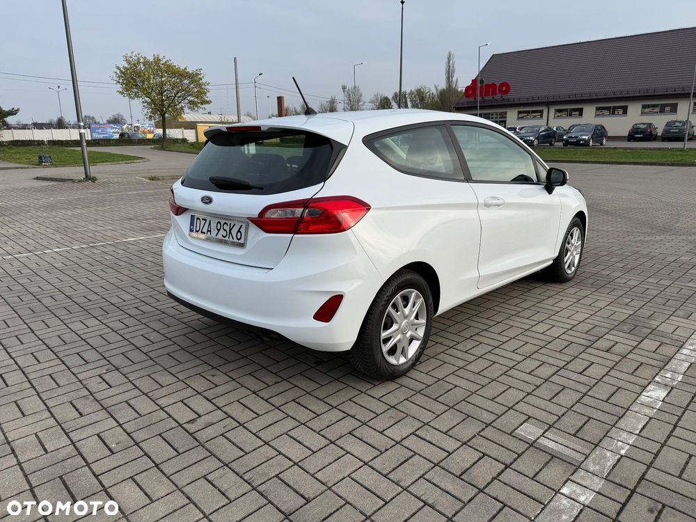 Ford Fiesta 1.1 S&S TREND - 3
