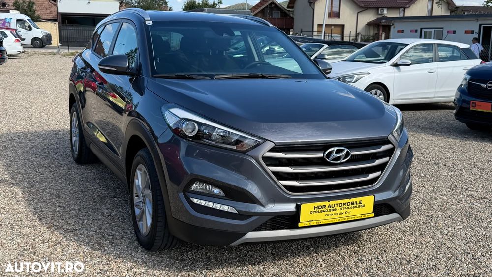 Hyundai Tucson 2.0 CRDI 4WD Automatik Style - 2