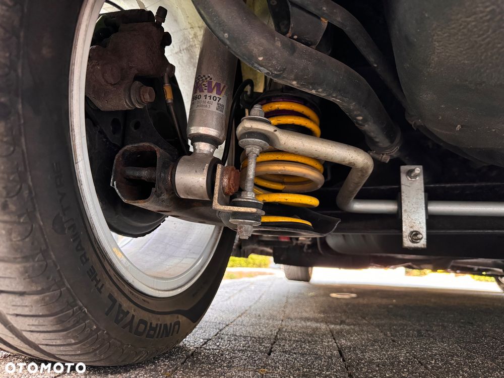 Toyota Yaris 1.5 TS - 4