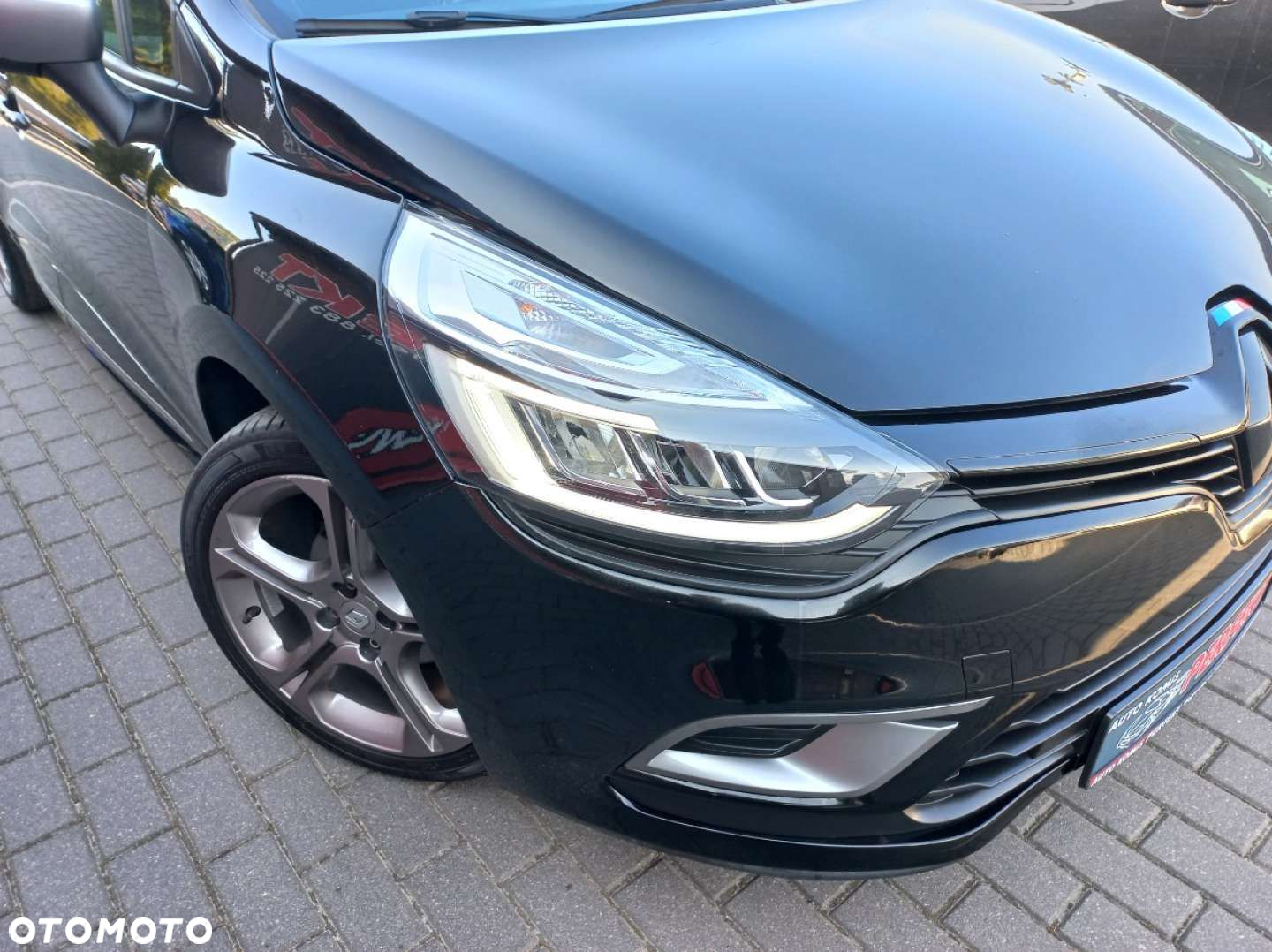 Renault Clio - 5