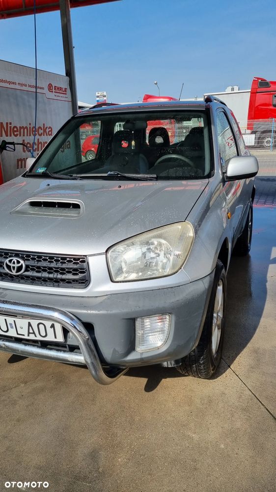 Toyota RAV4 2.0 D-4D Luna - 2